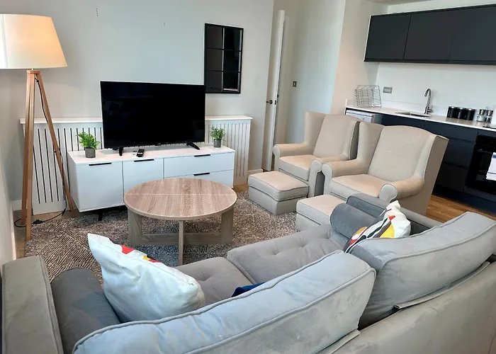 Lovely 1 Bed - Old Trafford
